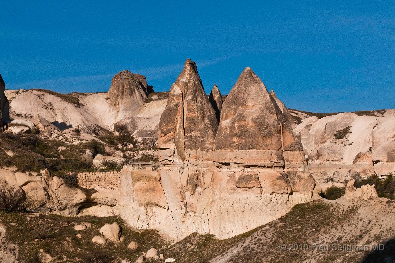 20100405_073354 D300.jpg - Ballooning in Cappadocia